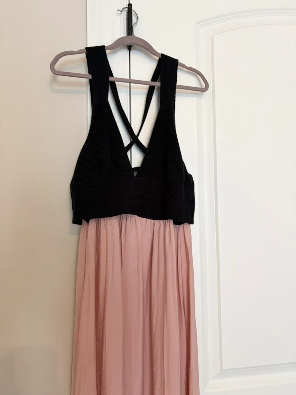 by Anthropologie Knit Bodice Crinkle Maxi Dress | Size XS | Black & Blush Pink - Picture 3 of 8